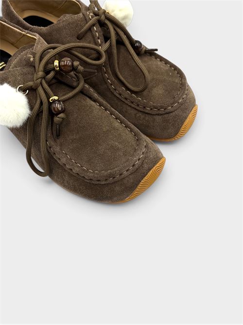 Mocassino taupe scamosciato con pon pon IL LACCIO | 494351CROSTATAUPE